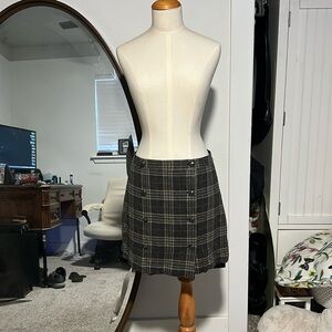 Super cute plaid banana republic skirt